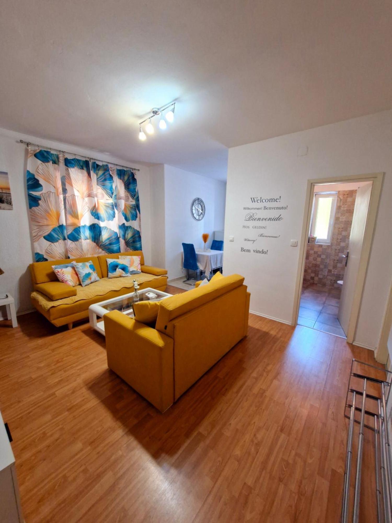 Apartment Lidija クルク エクステリア 写真
