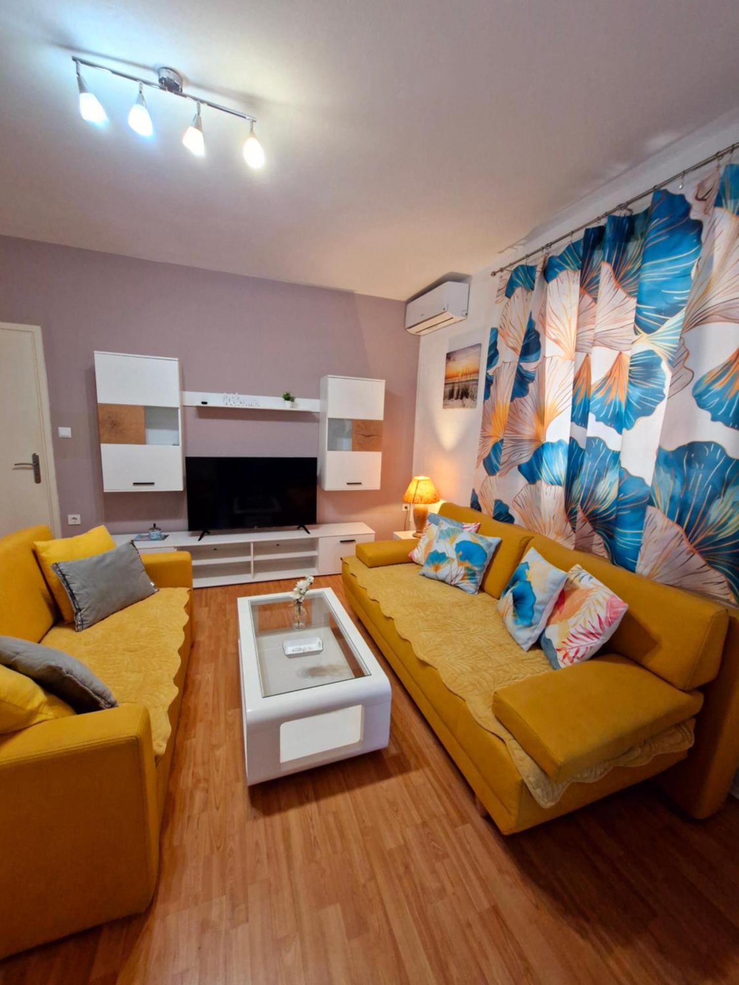 Apartment Lidija クルク エクステリア 写真