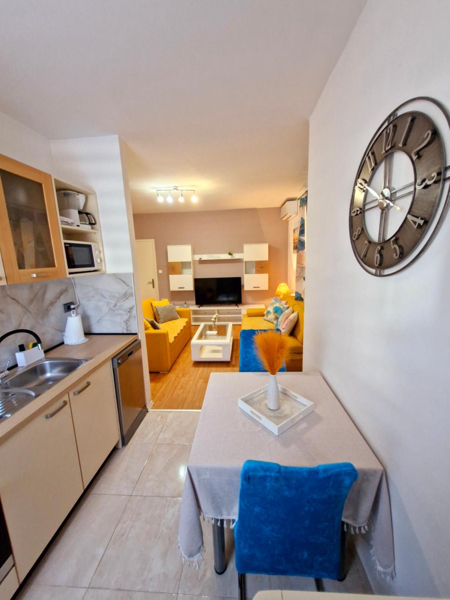 Apartment Lidija クルク エクステリア 写真
